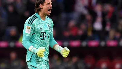 Kaleye sürpriz Yann Sommer atağı
