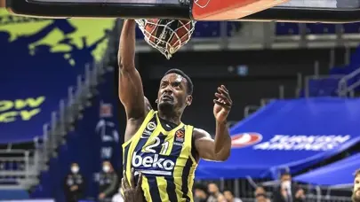 3 sezon daha Fenerbahçe'de