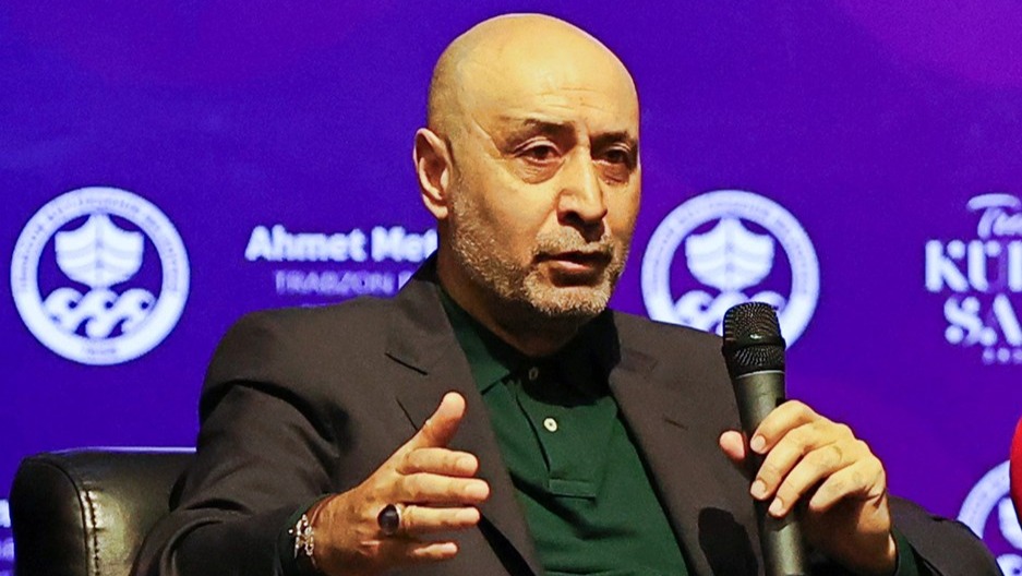 Tolunay Kafkas'ın 'Camiasız Kalmasın' Açıklaması Yine Gündem: 'Ben Trabzonspor'u Kastetmiştim Abicim!'