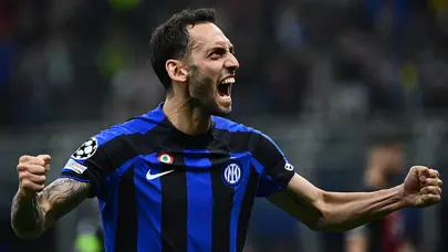 Hakan Çalhanoğlu tarihe geçmeye hazırlanıyor; işte Avrupa kupalarında final oynayan Türk futbolcular