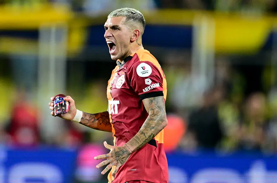 Lucas Torreira: "Icardi, Türk futbolu için çok önemli" - 6 Lucas Torreira: "Icardi, Türk futbolu için çok önemli" - 6