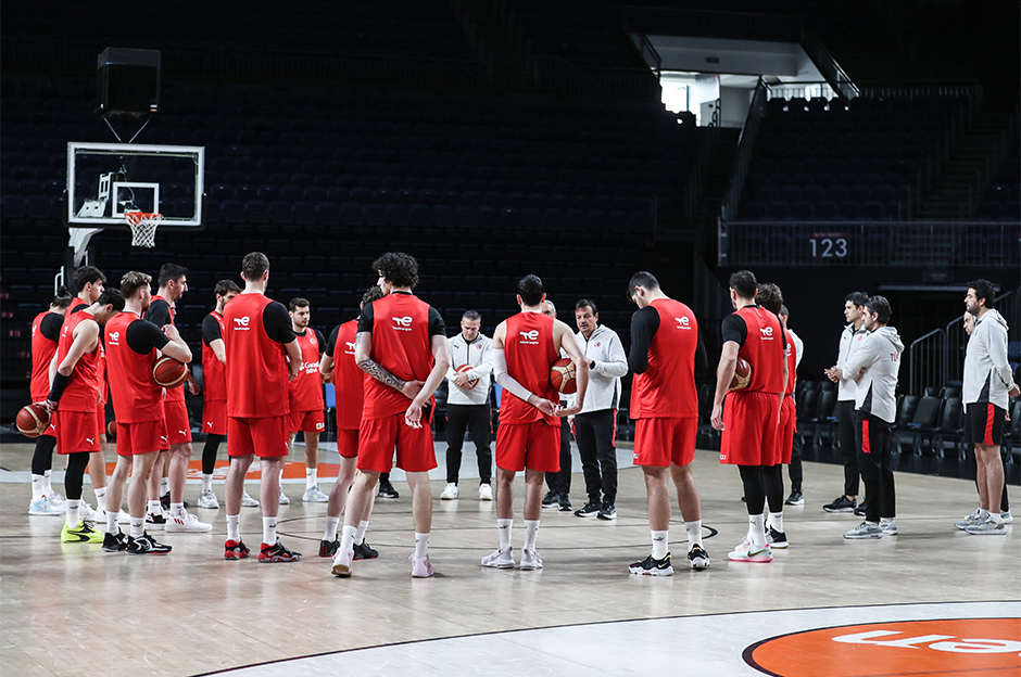 Türkiye - Letonya (CANLI)