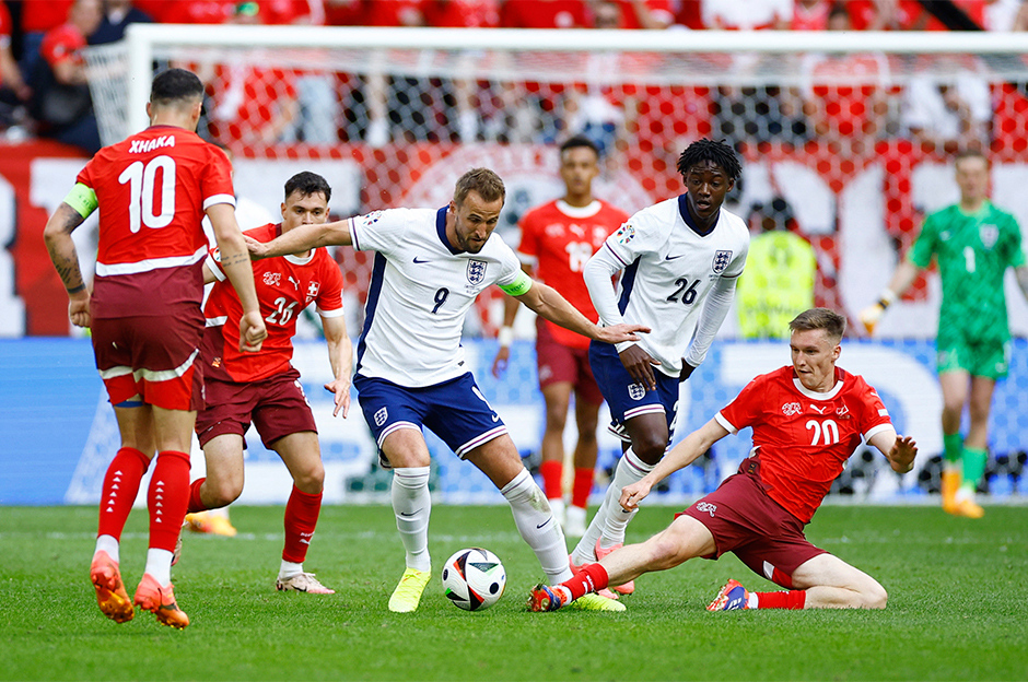 İngiltere yarı final biletini penaltılarda aldı