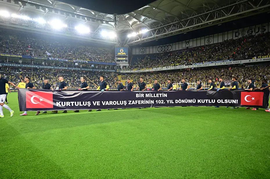Fenerbahçe'den 30 Ağustos'a özel koreografi - 11