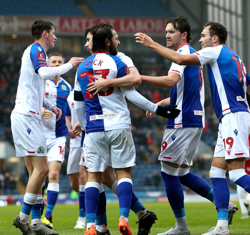 Blackburn Rovers, depremzedeler için yardım kampanyası başlattı