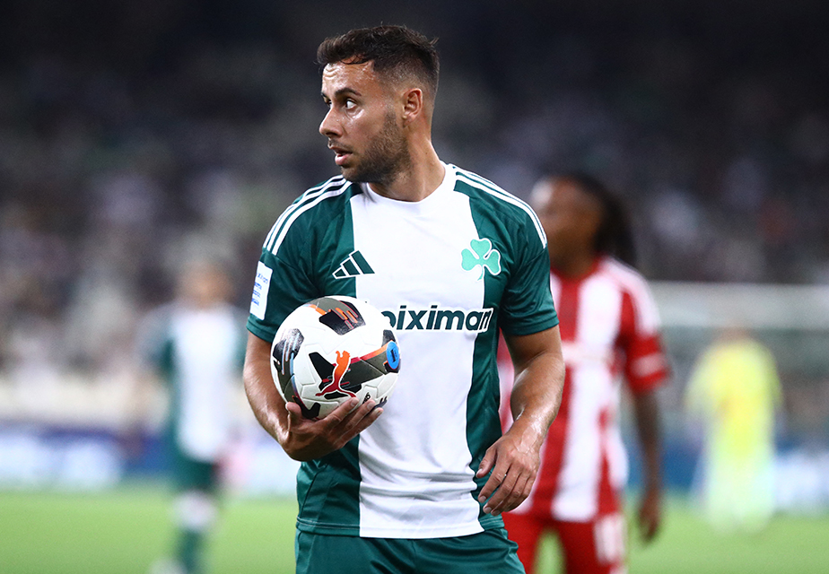 Panathinaikos'tan hayatını kaybeden futbolcu için örnek hareket