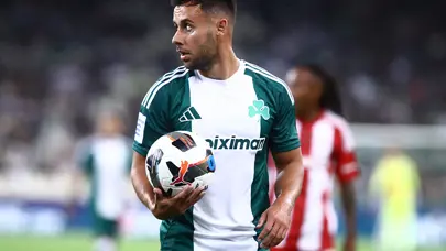 Panathinaikos'tan hayatını kaybeden futbolcu için örnek hareket