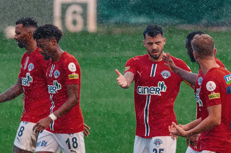 Süper Lig'de 17 haftanın seyirci raporu: Zirvede hangi takım var? - 7