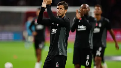 Salih Uçan'dan 5-0'lık derbi maçı vurgusu