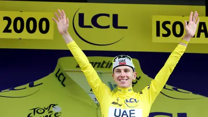 Tadej Pogacar, Fransa Bisiklet Turu'nda farkı açıyor