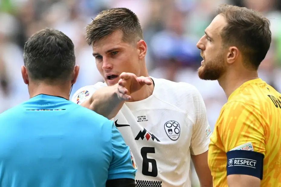 Jaka Bijol kimdir, kaç yaşında? Fenerbahçe’nin transfer gündemindeki Jaka Bijol hangi takımlarda oynadı? - 3