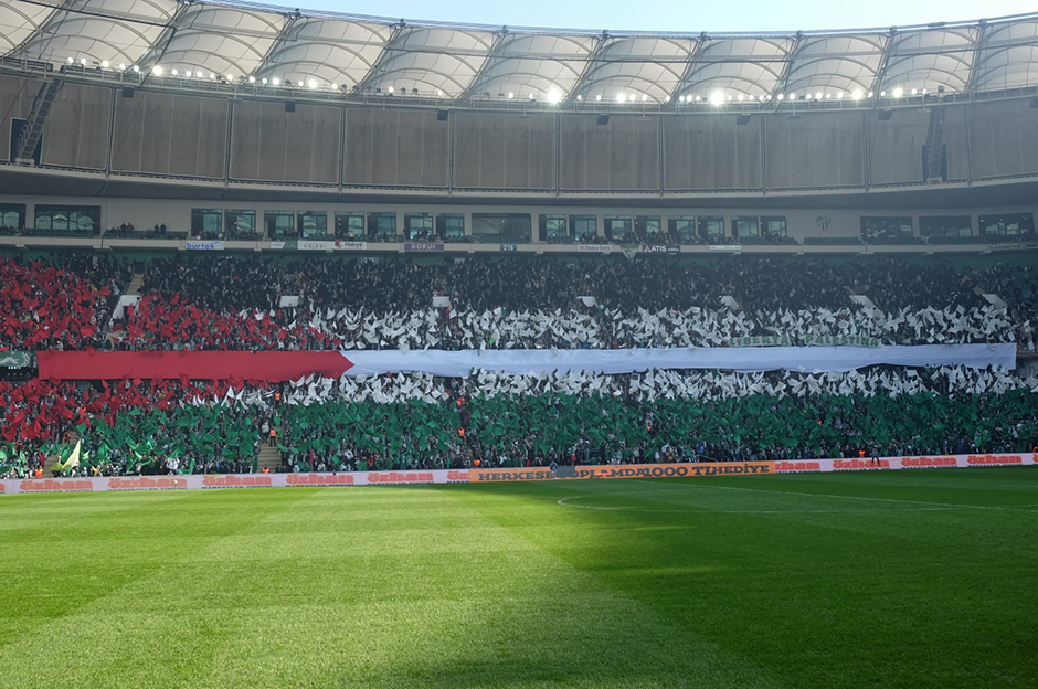 Bursaspor bitime 2 hafta kala şampiyonluk maçına çıkıyor