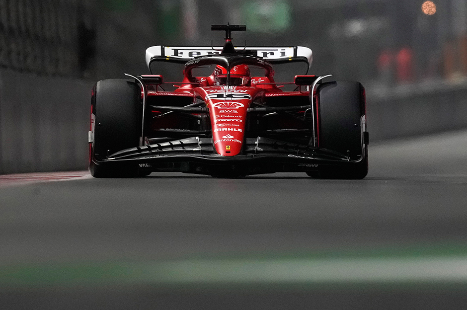 Las Vegas'ta pole pozisyonu Charles Leclerc'in
