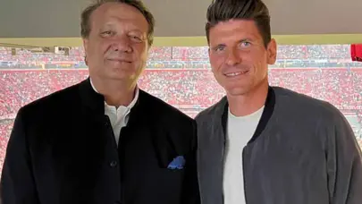 Hasan Arat'tan Mario Gomez sürprizi