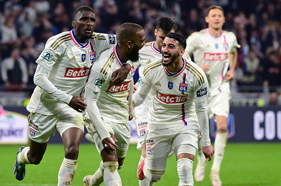Lyon final biletini 3 golle aldı: 2012'den sonra ilk