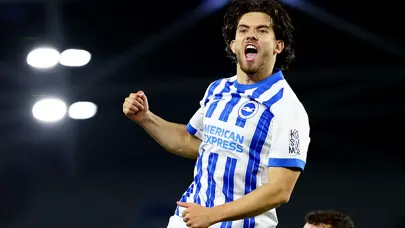 Ferdi Kadıoğlu'ndan Brighton'da ilk gol