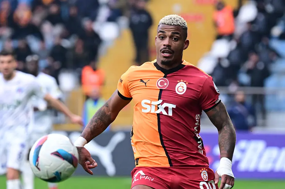 Okan Buruk merakla beklenen tercihi yaptı: Samsunspor maçında sahada olacak - 3 Okan Buruk merakla beklenen tercihi yaptı: Samsunspor maçında sahada olacak - 3