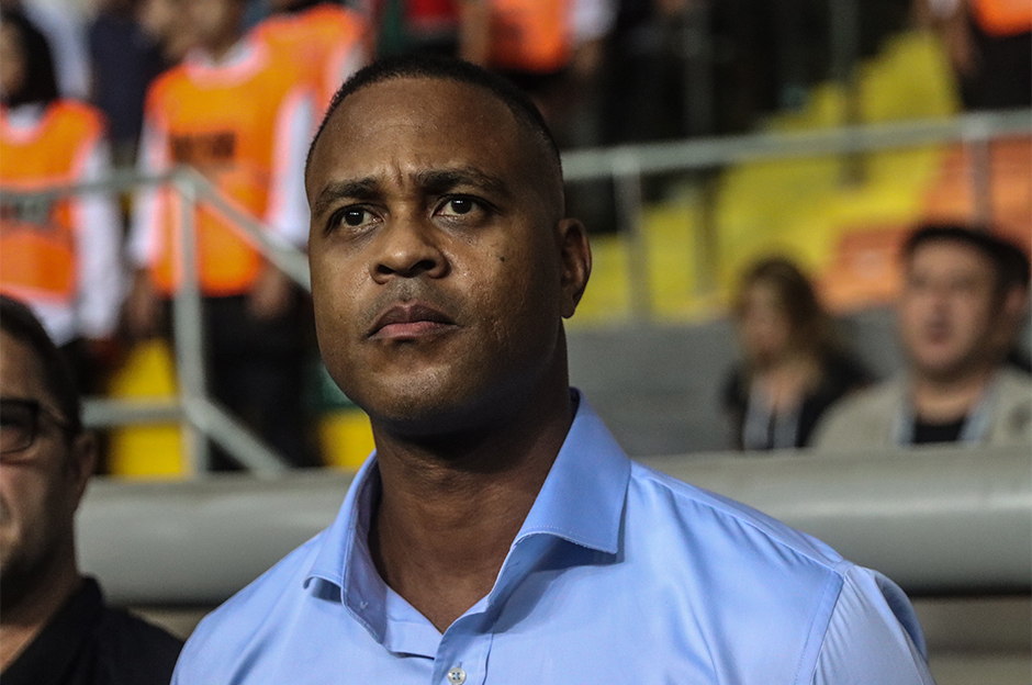 Patrick Kluivert'tan Younes Belhanda için açıklama