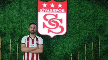 Sivasspor, orta saha transferini açıkladı