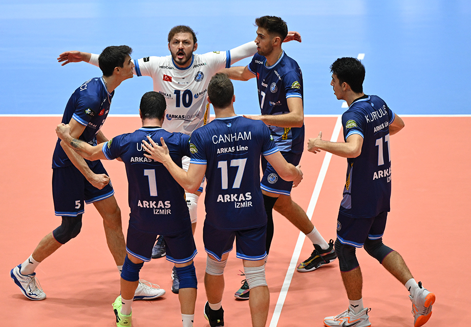 Arkas Spor, CEV Kupası'nda finalin kapısından döndü