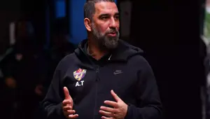 Arda Turan'ın yerine teknik direktör kararı: Favori isim ortaya çıktı Arda Turan'ın yerine teknik direktör kararı: Favori isim ortaya çıktı
