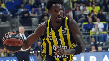 EuroLeague'de normal sezonun en iyi 5'inde Fenerbahçe Beko'dan bir isim
