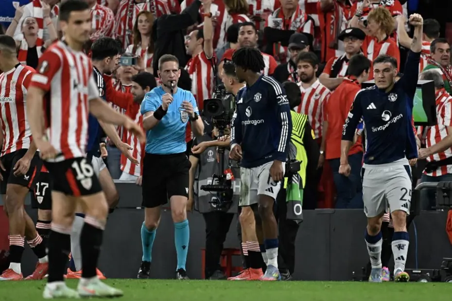 Fenerbahçe'yi yakan Espen Eskas'tan Avrupa Ligi'nde olay karar: Tribünler neredeyse sahaya iniyordu - 3