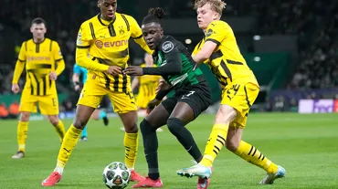 Sporting'i farklı yenen Dortmund, tur kapısını araladı