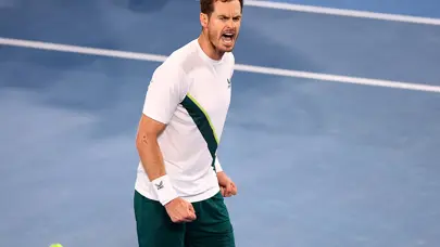 5 saat 45 dakikalık maç Andy Murray'nin