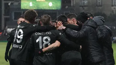 Pendiksporlu oyunculardan galibiyet yorumu: Uzun zaman sonra yüzümüz güldü