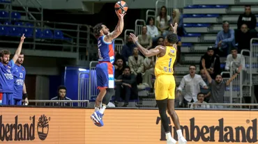 Anadolu Efes 2 sayı farkla mağlup oldu