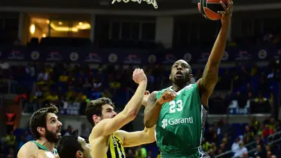 Türk derbisinde zafer Darüşşafaka Doğuş'un