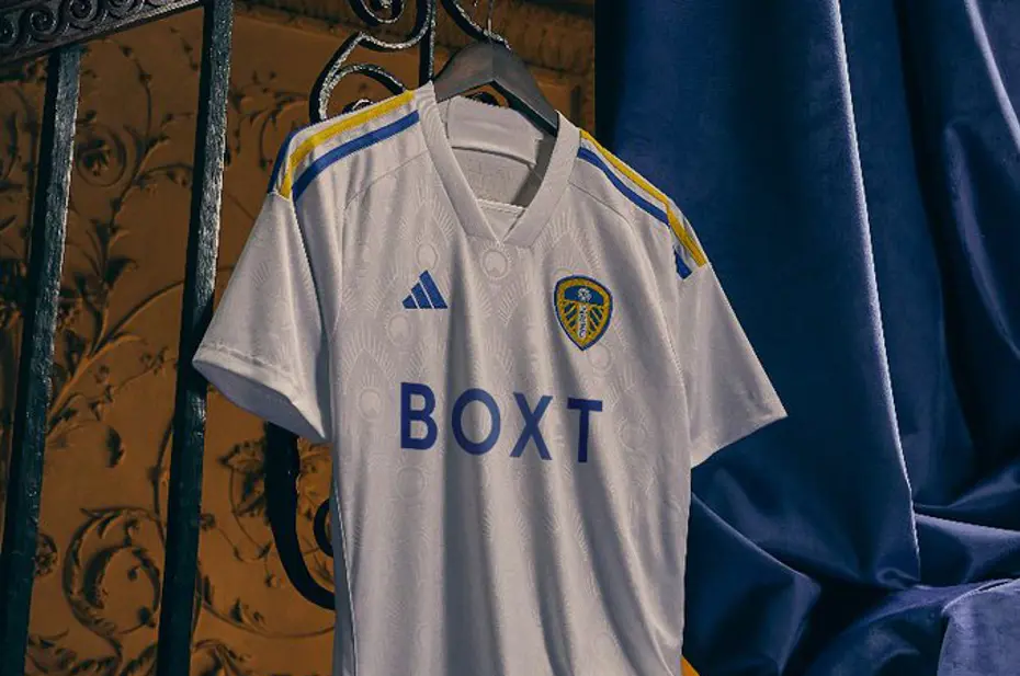 Leeds United 2023/2024 sezonu iç saha formasını tanıttı - 3