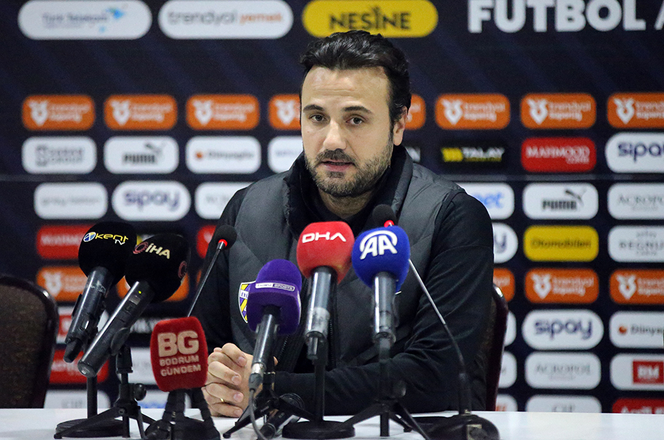 Kerem Yavaş: "Ekonomik oynayarak maçı kazanmayı bildik"