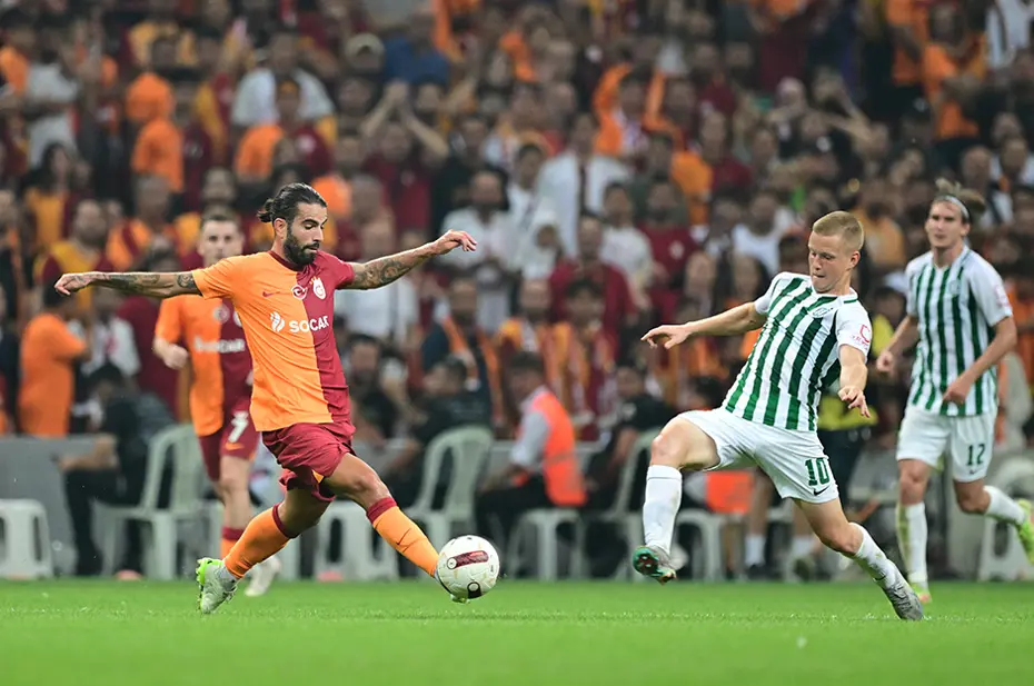 Galatasaray'a tribünden dev gelir - 2