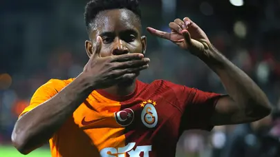 Cedric Bakambu'nun bonus şartlarına dair Real Betis'ten açıklama