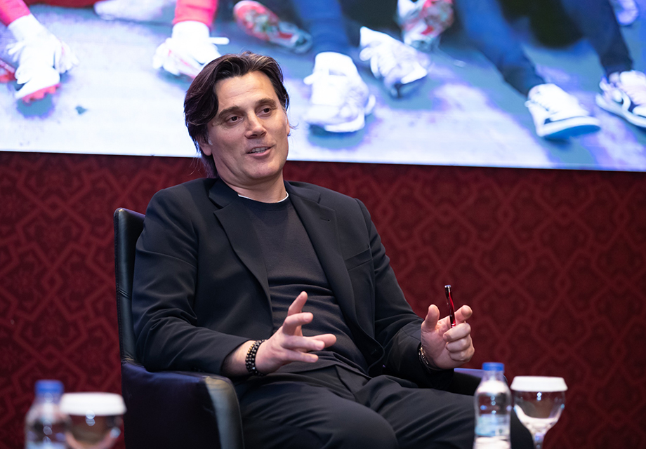 Vincenzo Montella, UEFA Pro Lisans Programı'na konuk oldu