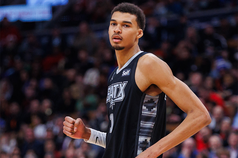 34 yıl sonra ilk: Victor Wembanyama'dan 10 blokla triple-double