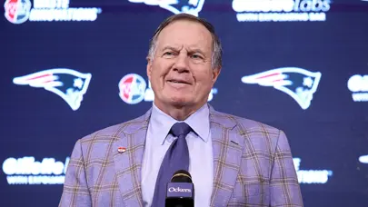 NFL'in efsane koçu 24 sezon sonra görevinden ayrıldı