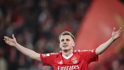 Yurt dışında forma giyen Türk futbolcuların karnesi