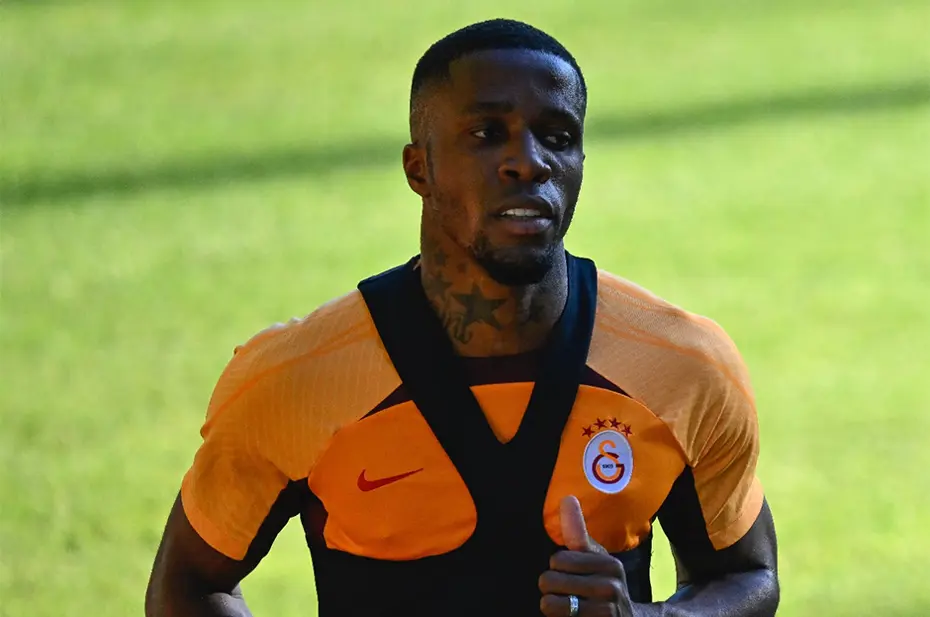 Leicester'dan Galatasaray'a Wilfried Zaha için transfer şartı - 3 Leicester'dan Galatasaray'a Wilfried Zaha için transfer şartı - 3