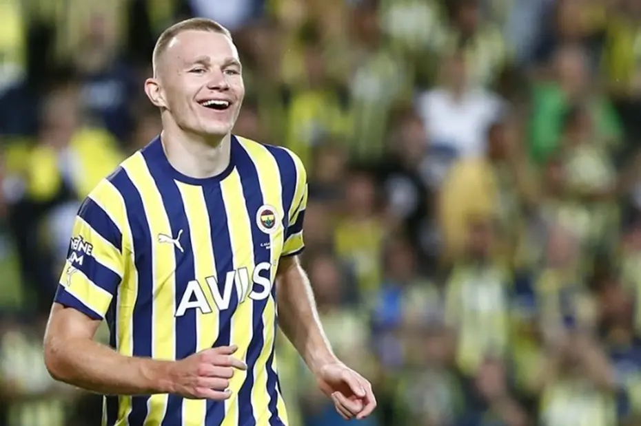 Fenerbahçe kasayı doldurdu: Gelir 1 milyar lirayı geçti - 4