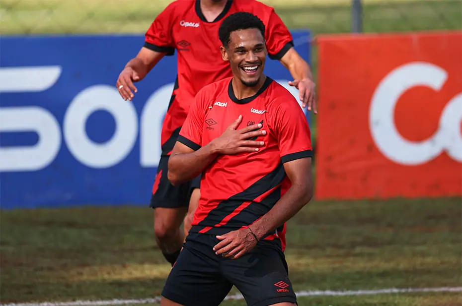 Göztepe, 20'lik Brezilyalıya imzayı attırdı - 2