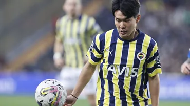 Jin-ho Jo kimdir? | Fenerbahçe'nin 2003'lü yıldız adayı, Zenit maçındaki performansıyla gündem oldu