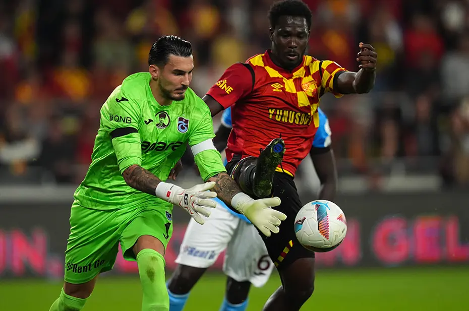 "Olmuyor, bir türlü olamıyor" | Spor yazarları Göztepe-Trabzonspor maçı için ne dedi? - 4 "Olmuyor, bir türlü olamıyor" | Spor yazarları Göztepe-Trabzonspor maçı için ne dedi? - 4