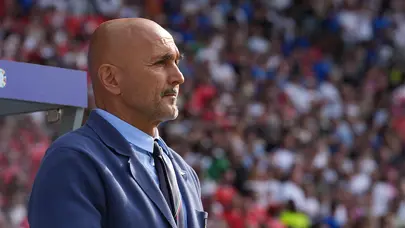 EURO 2024'e veda eden İtalya'da Luciano Spalletti kararı