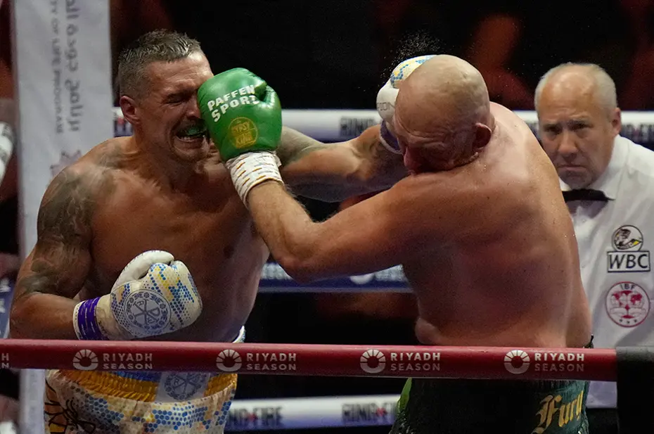 Boksta tarihi gece: Tyson Fury'yi yenen Oleksandr Usyk bir ilki başardı - 13