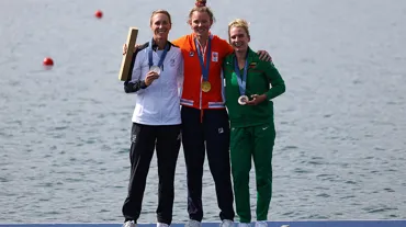 Kürekte madalyalar sahiplerini buldu