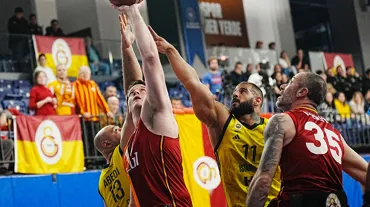 Derbiyi kazanan Galatasaray, final serisinde öne geçti