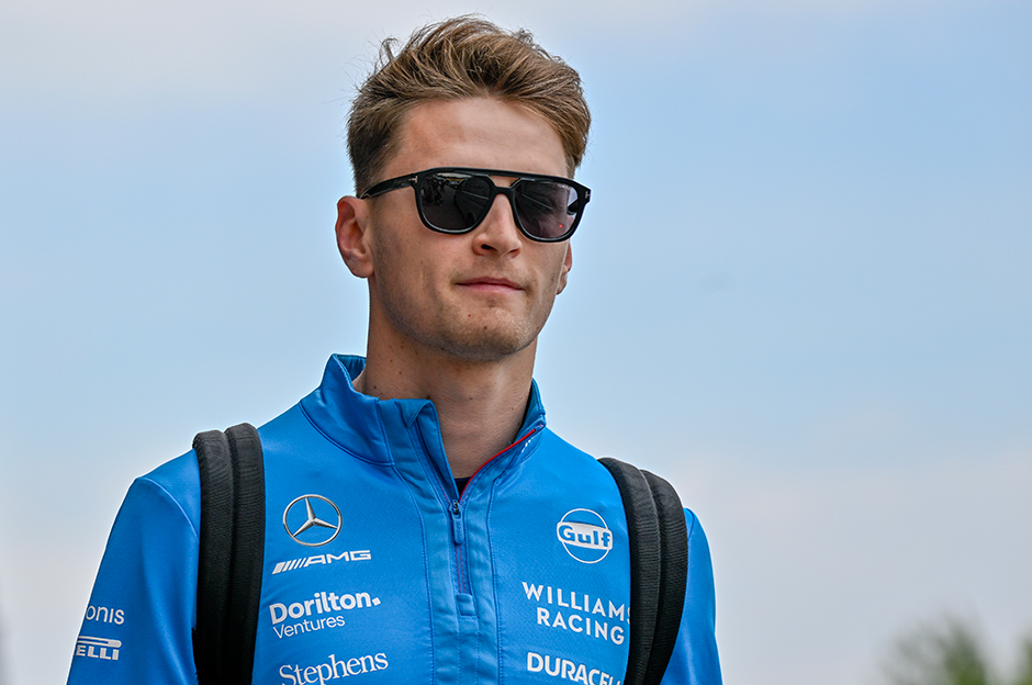 ABD'li pilot Sargeant, gelecek sezon da Williams için yarışacak